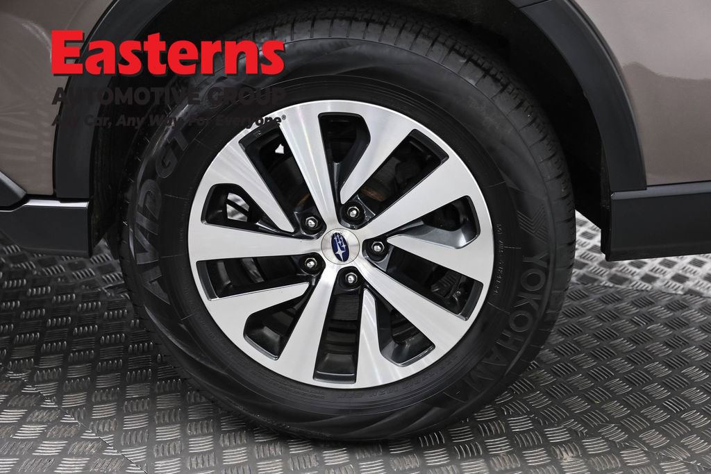 Used 2022 Subaru Outback Premium image 32