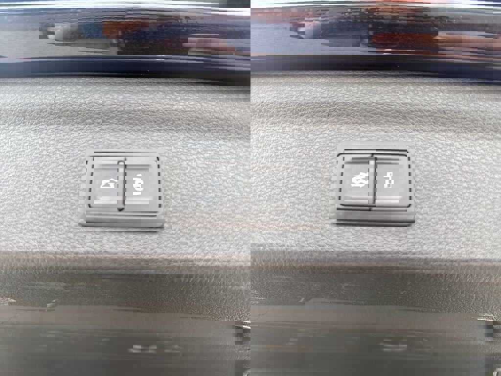 Used 2020 Audi Q3 2.0T Premium w/ Convenience Package image 27