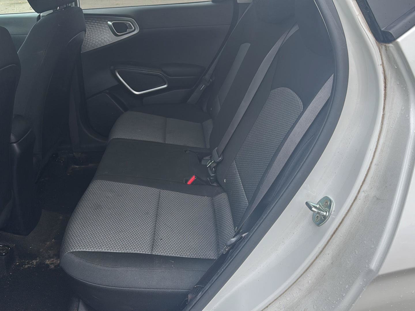 Used 2020 Kia Soul LX FWD image 10