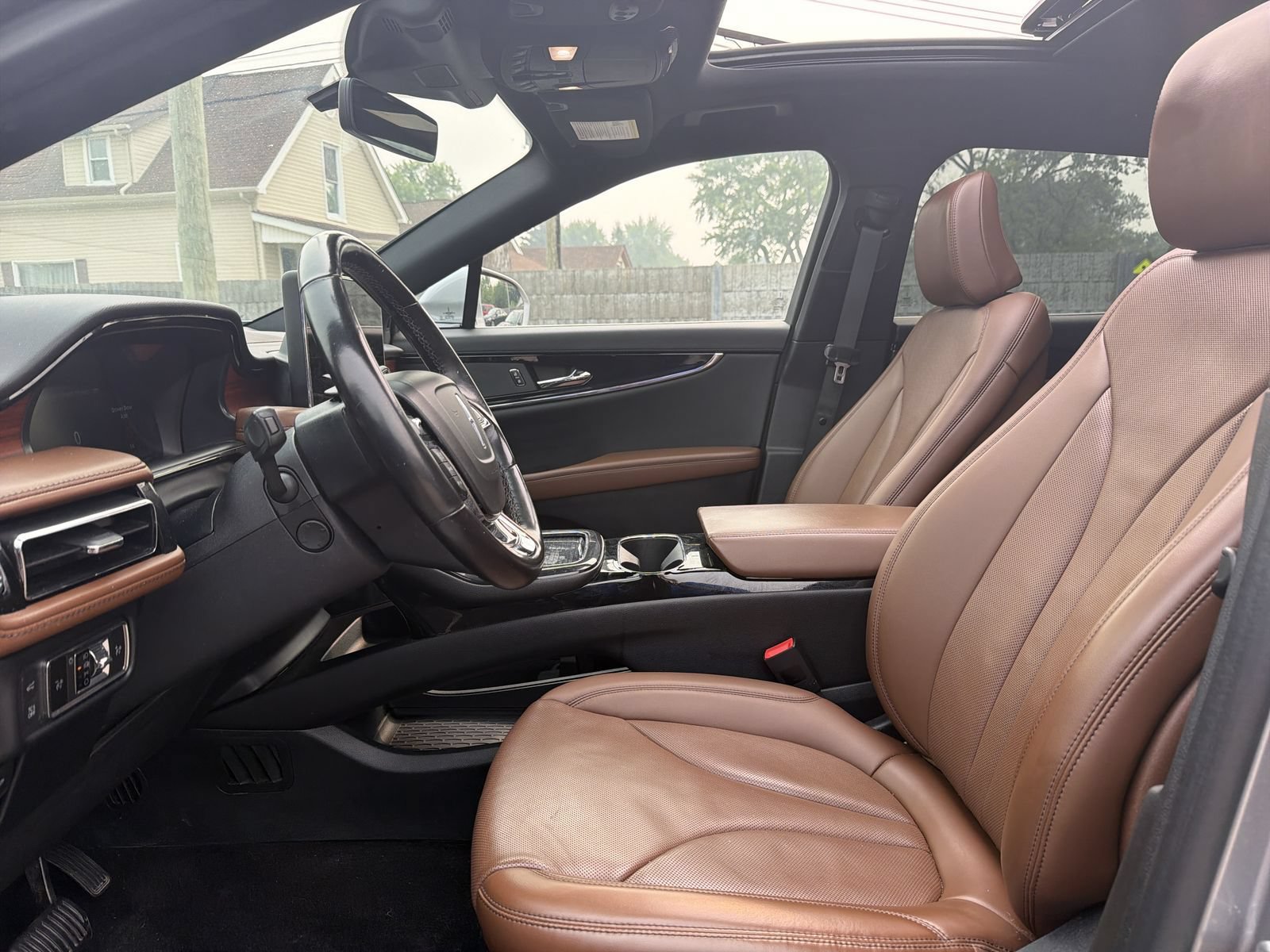 Used 2022 Lincoln Nautilus Reserve w/ Luxury Package AWD/4WD image 11