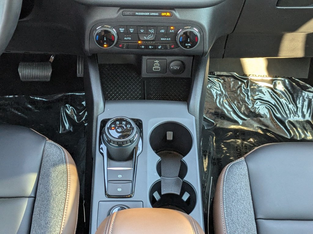 Certified 2024 Ford Bronco Sport Outer Banks AWD/4WD image 17