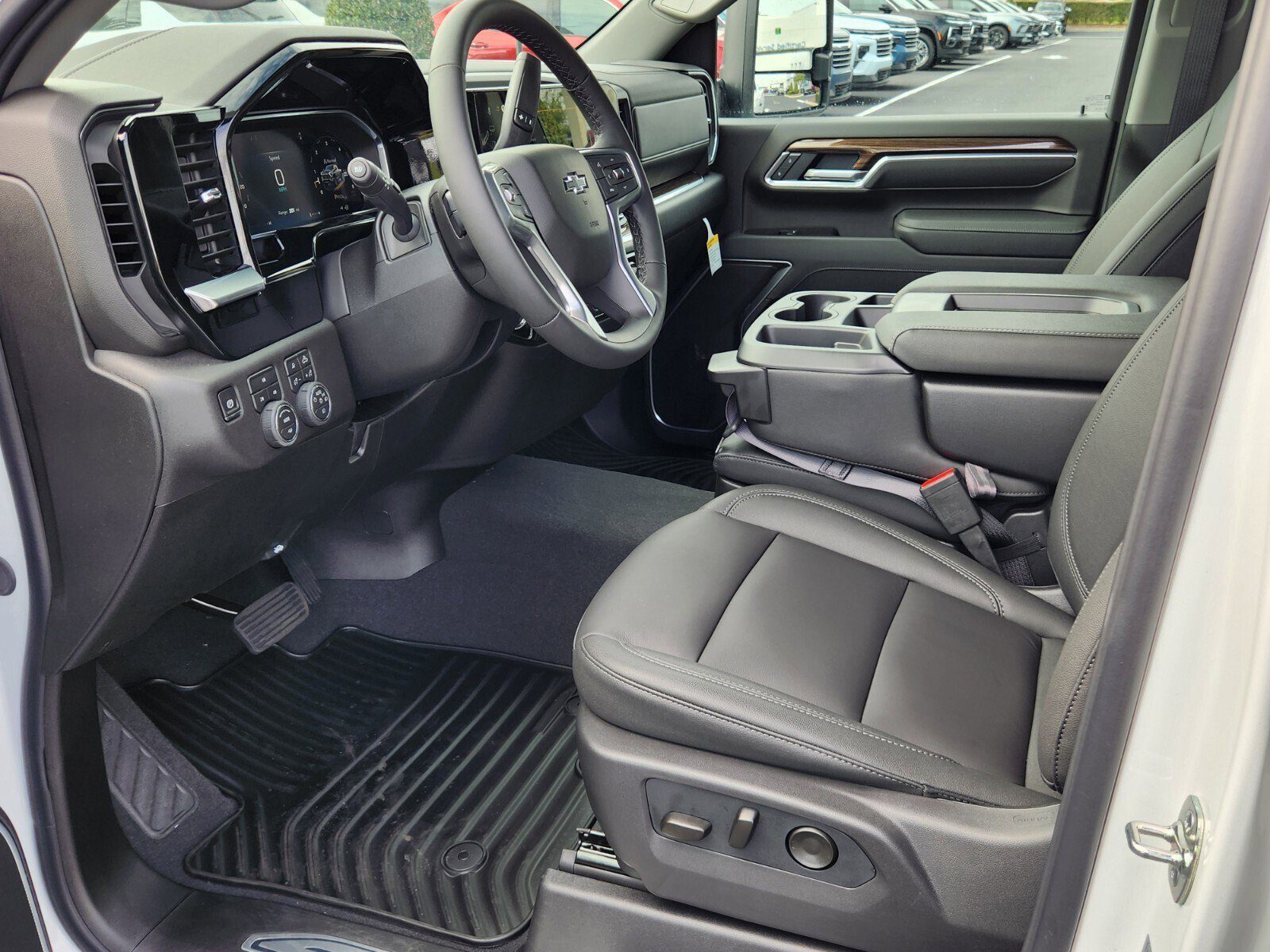 New 2026 Chevrolet Silverado 2500 LT w/ Trail Boss Package image 7