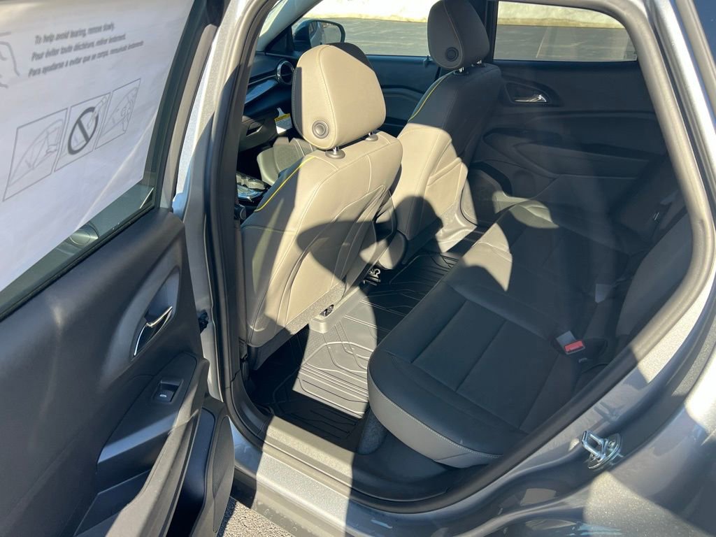 New 2026 Chevrolet Trax ACTIV w/ Sunroof Package image 25
