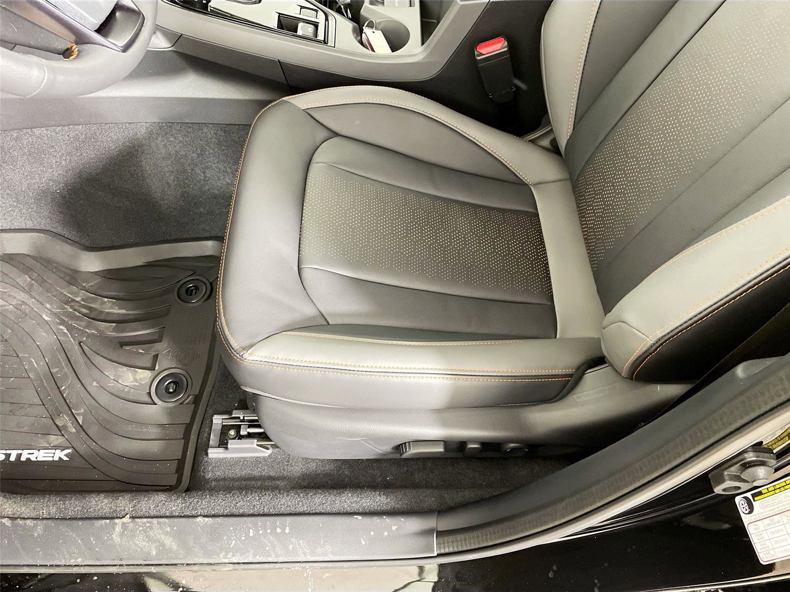 New 2026 Subaru Crosstrek 2.5i Limited w/ Crosstrek Mirror Package image 19