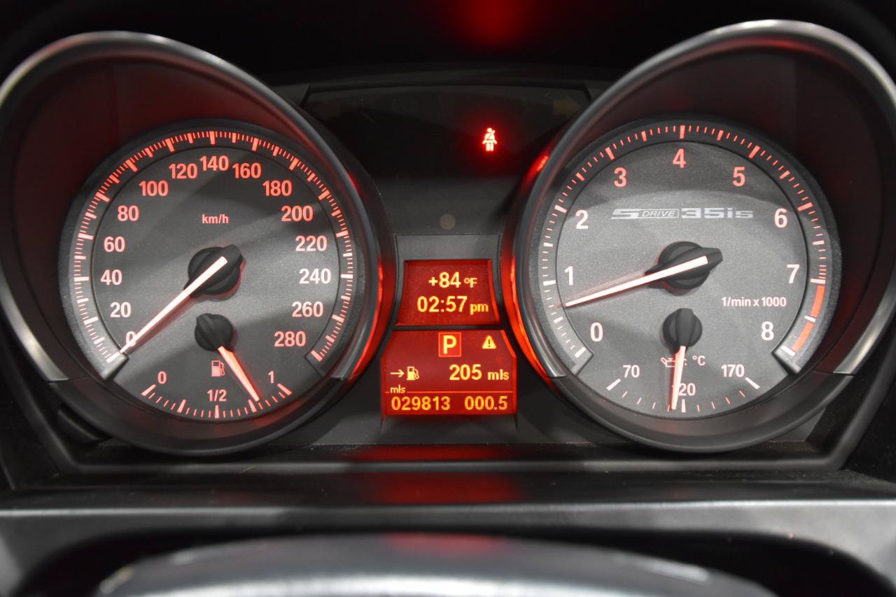 Used 2015 BMW Z4 sDrive35is RWD image 24