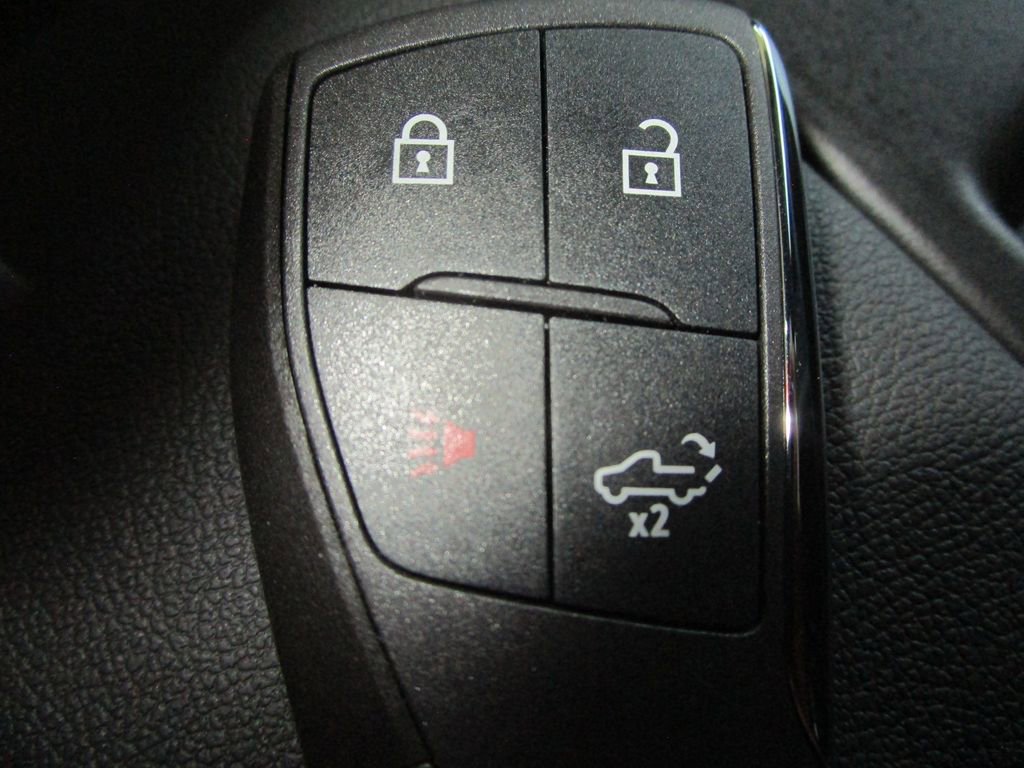 New 2026 GMC Sierra 1500 Pro w/ Pro Value Package image 49