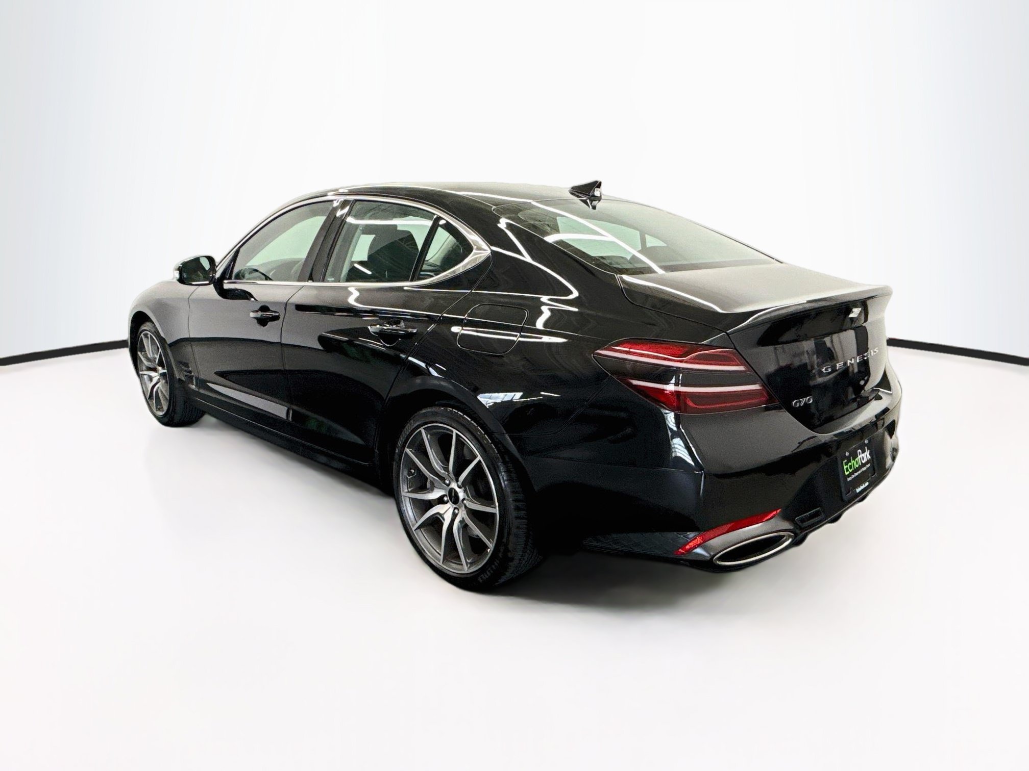 Used 2026 Genesis G70 2.5T RWD image 5