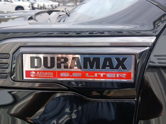 Used 2024 GMC Sierra 2500 AT4 w/ AT4 Premium Plus Package image 11