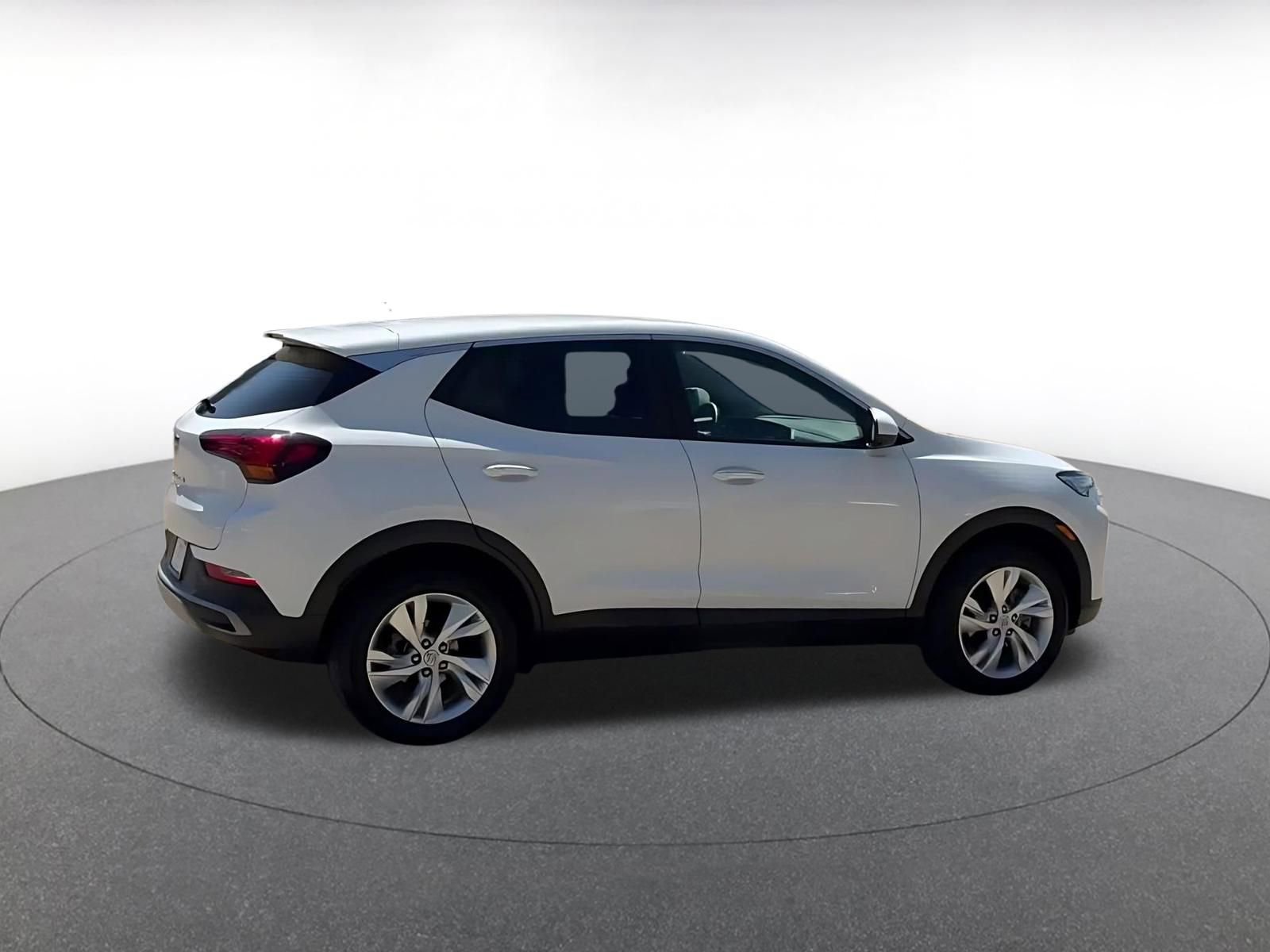 Used 2025 Buick Encore GX Preferred AWD/4WD image 15