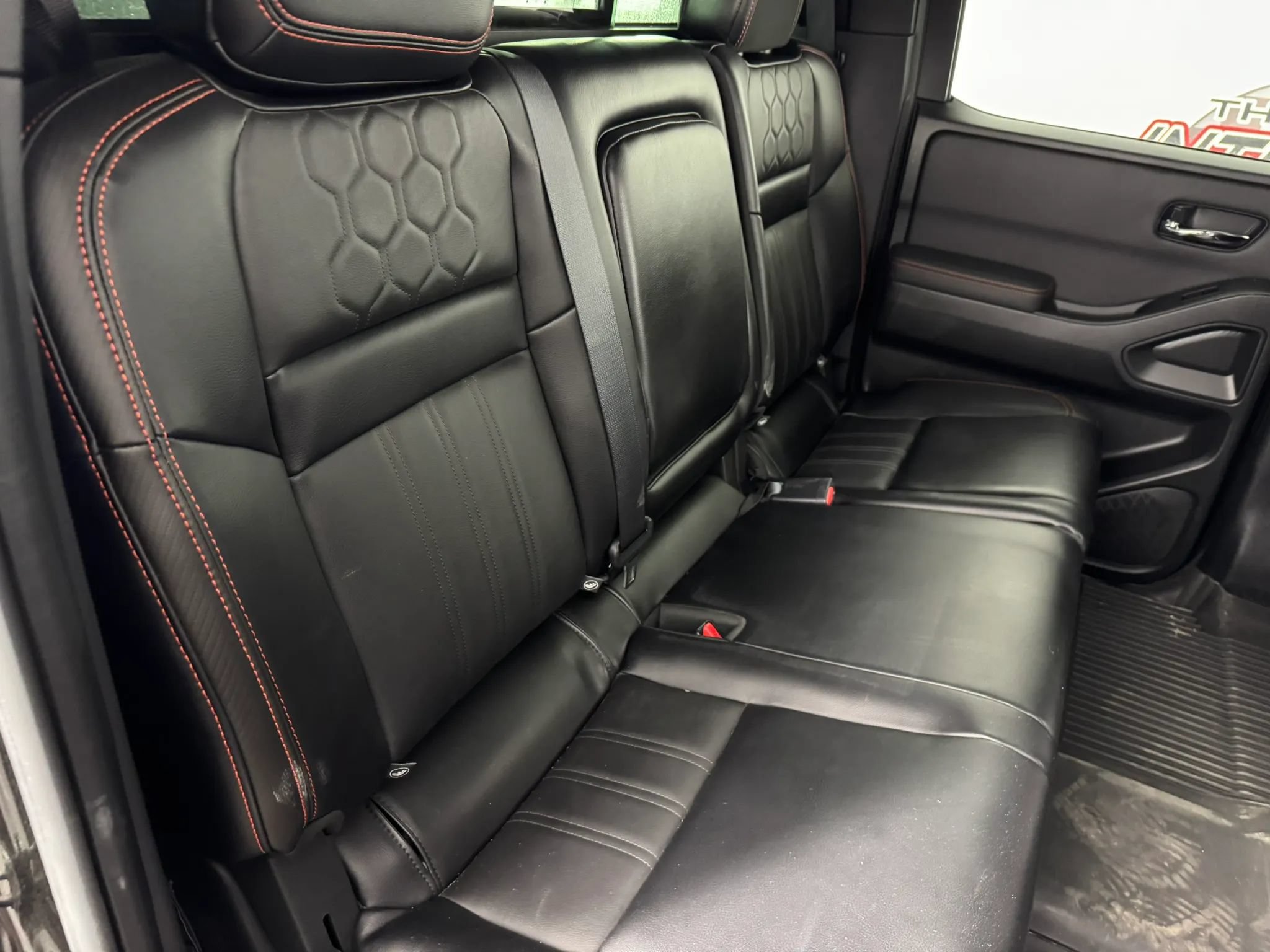 Used 2024 Nissan Frontier PRO-4X w/ Pro Premium Package AWD/4WD image 37