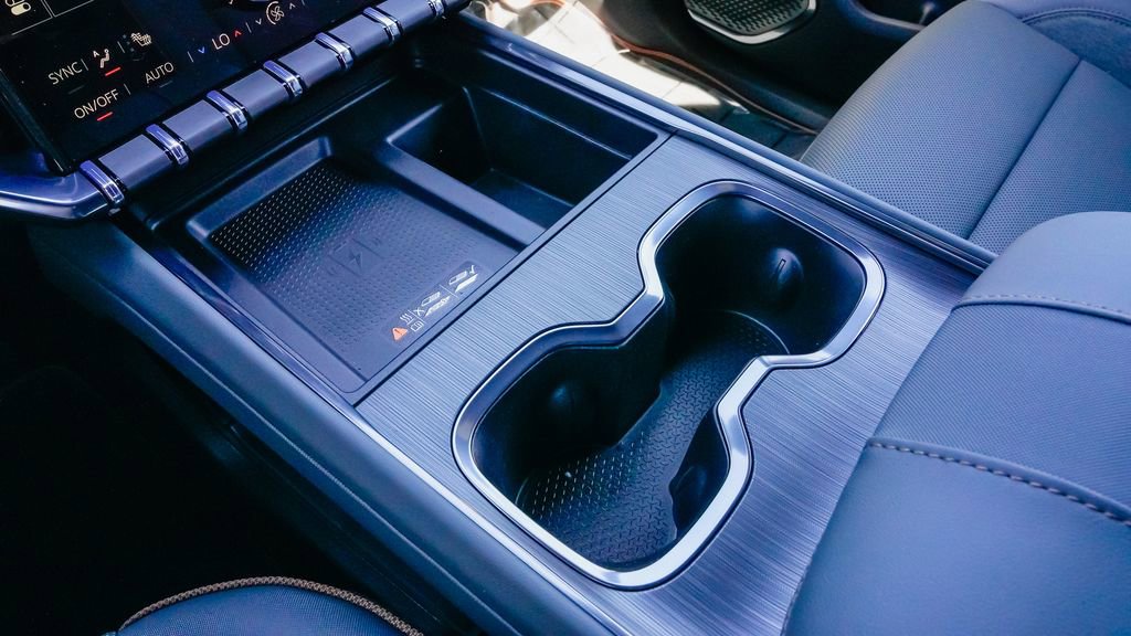 New 2026 GMC Acadia AT4 image 17