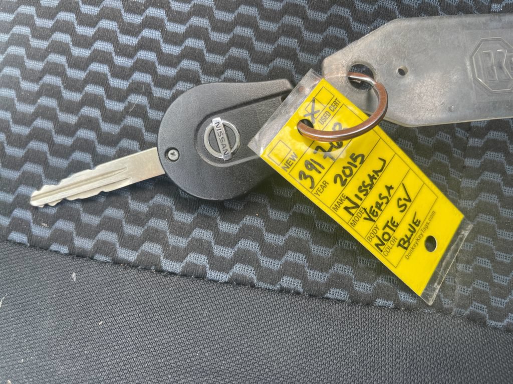 Used 2015 Nissan Versa Note SV FWD image 27