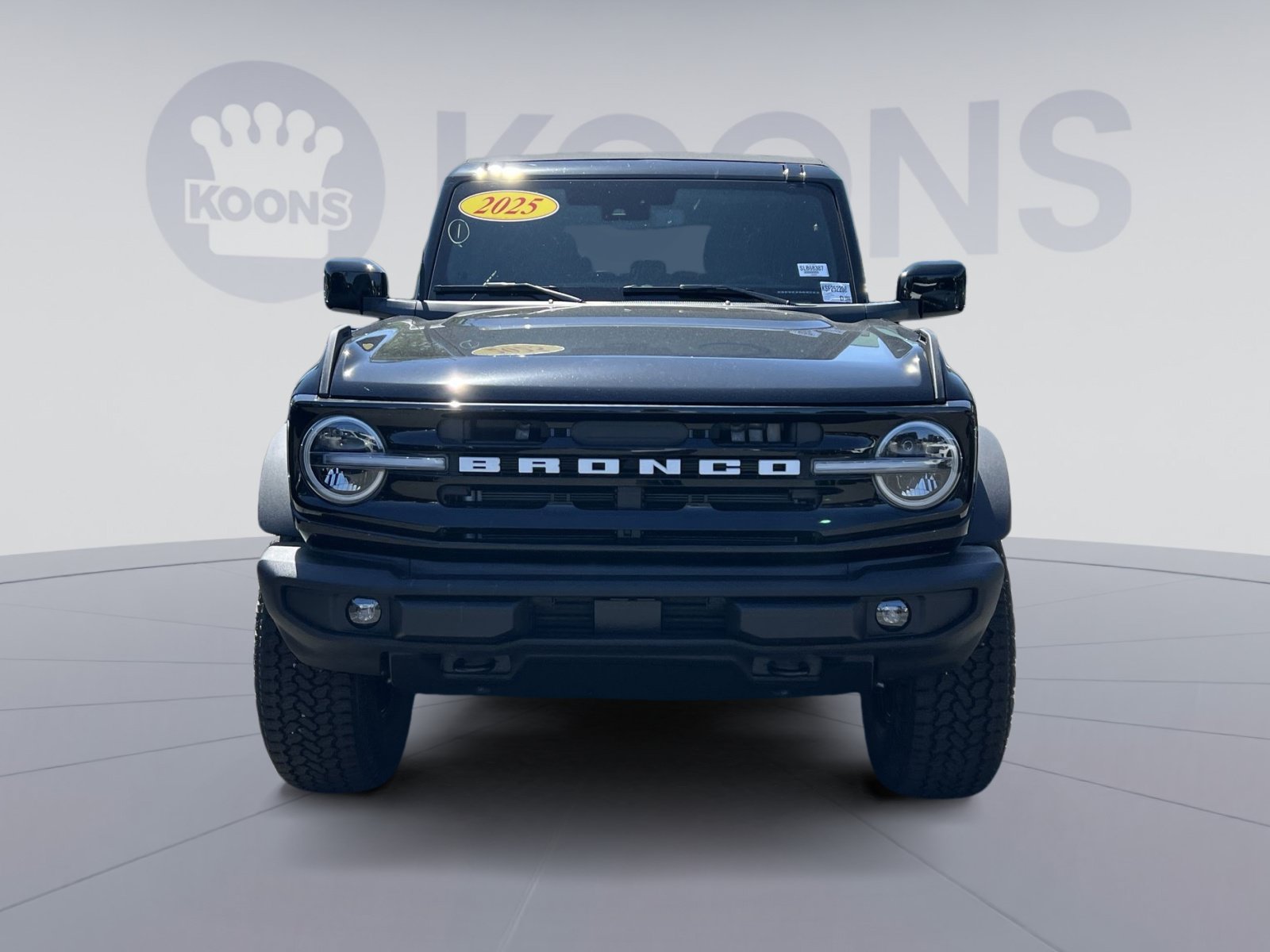 New 2025 Ford Bronco Outer Banks w/ Sasquatch Package AWD/4WD image 4