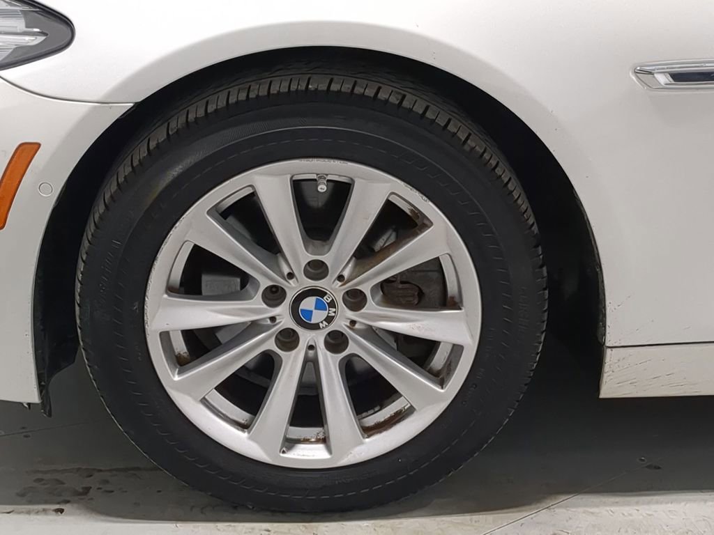 Used 2015 BMW 528i xDrive Sedan image 24