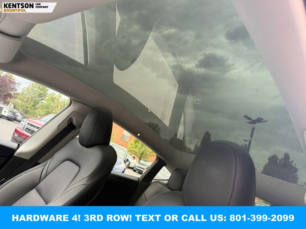 Used 2023 Tesla Model Y Long Range AWD/4WD image 27