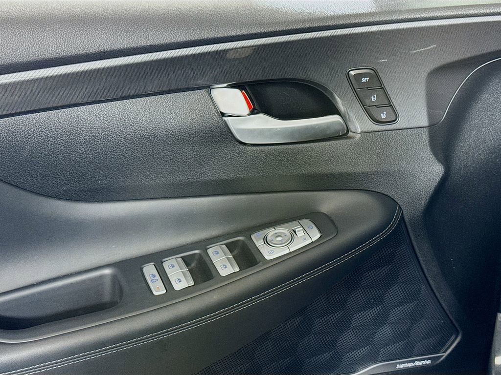 Used 2022 Hyundai Santa Fe Calligraphy image 18