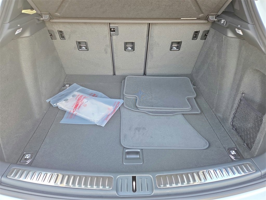 New 2026 Porsche Macan S image 31