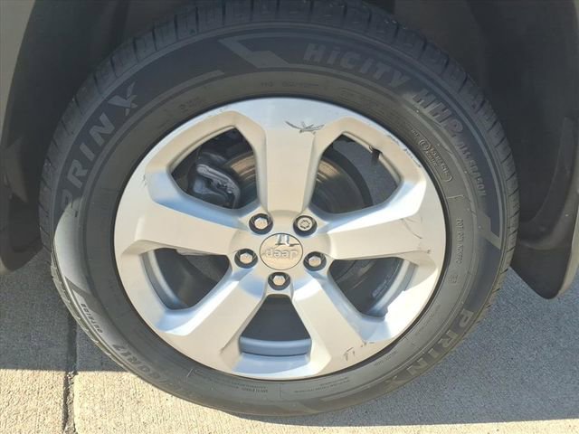 Used 2020 Jeep Compass Latitude image 21