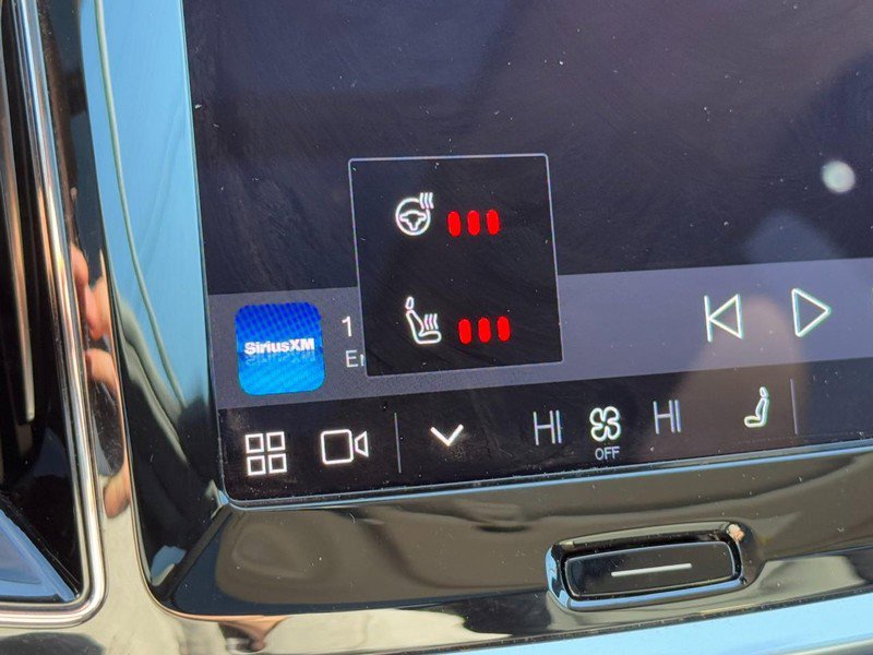 Certified 2025 Volvo V60 B5 Cross Country Plus image 21