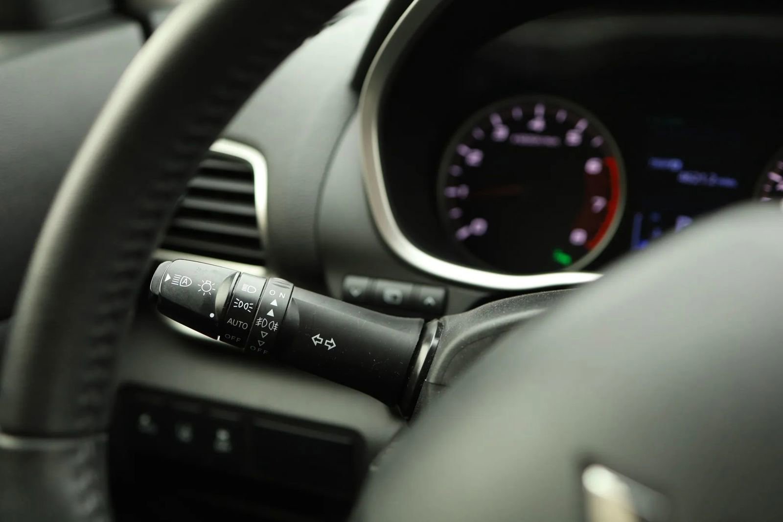 Used 2020 Mitsubishi Eclipse Cross SE image 23