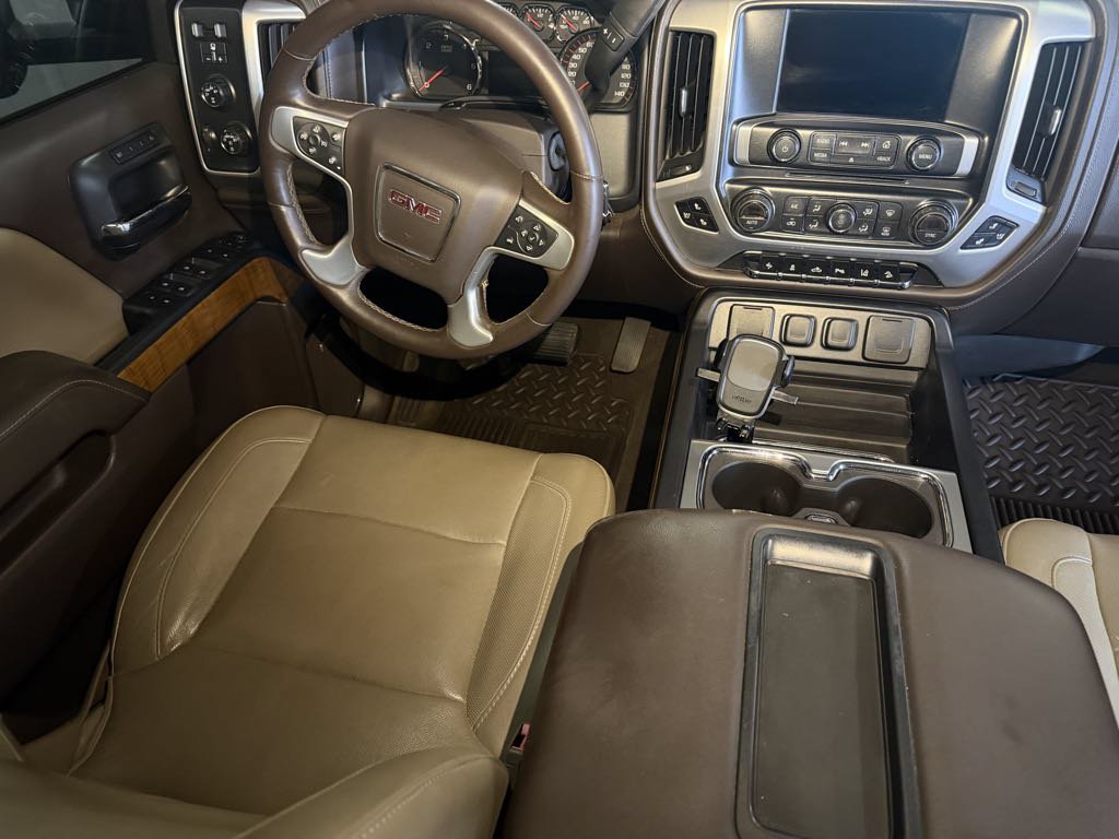 Used 2015 GMC Sierra 1500 SLT w/ Driver Alert Package AWD/4WD image 34