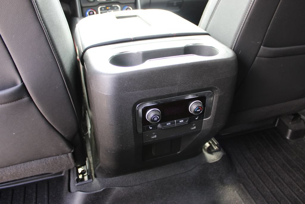 Used 2022 Chevrolet Suburban RST w/ Luxury Package AWD/4WD image 45