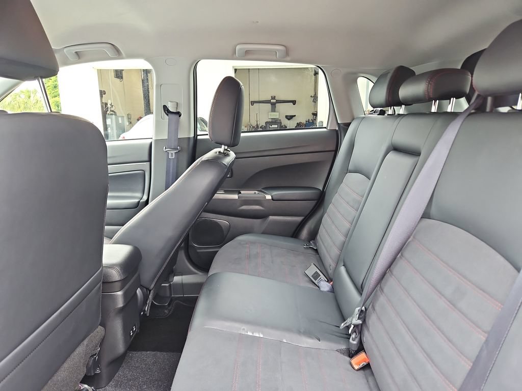 Used 2026 Mitsubishi Outlander Sport SE AWD/4WD image 26