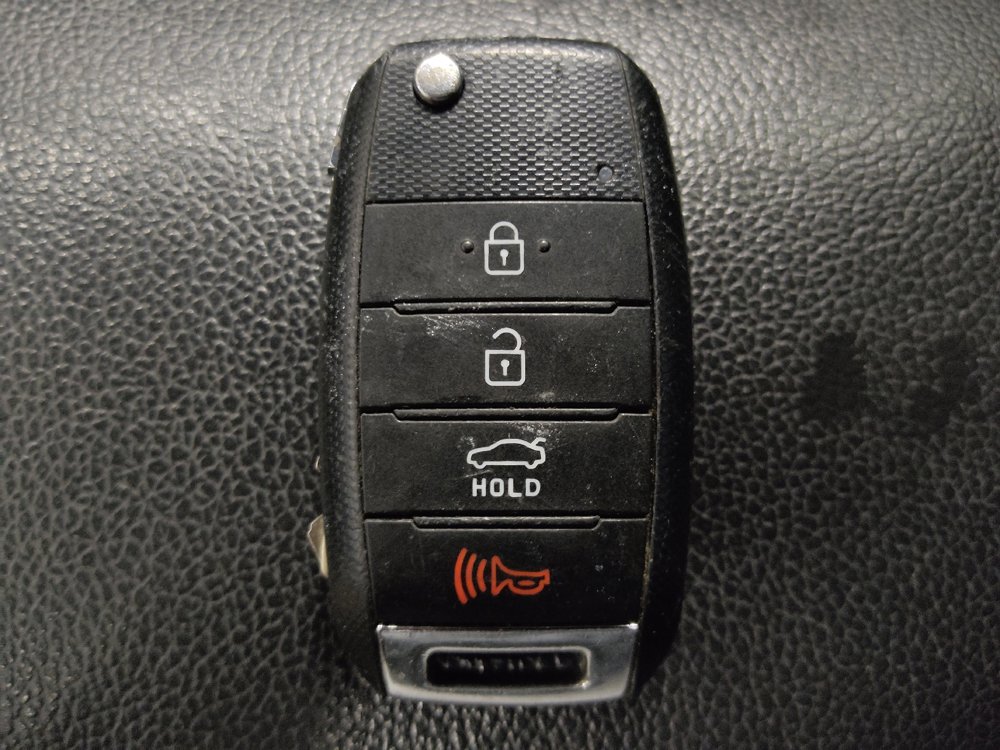 Used 2018 Kia Forte S image 32