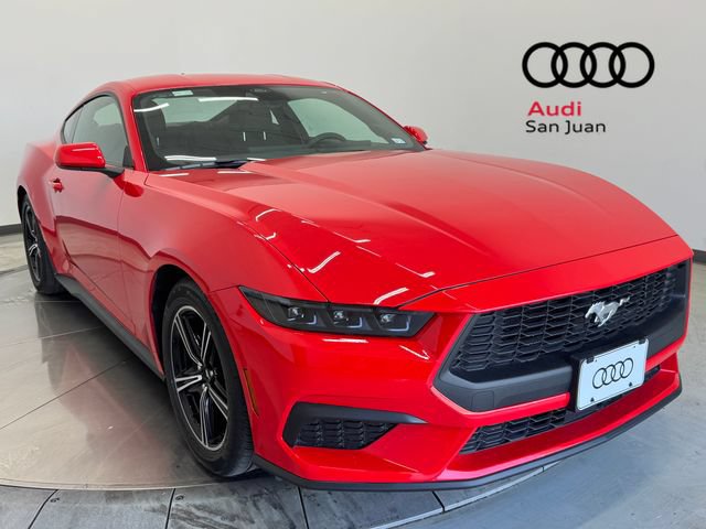 Used 2025 Ford Mustang Coupe RWD image 1