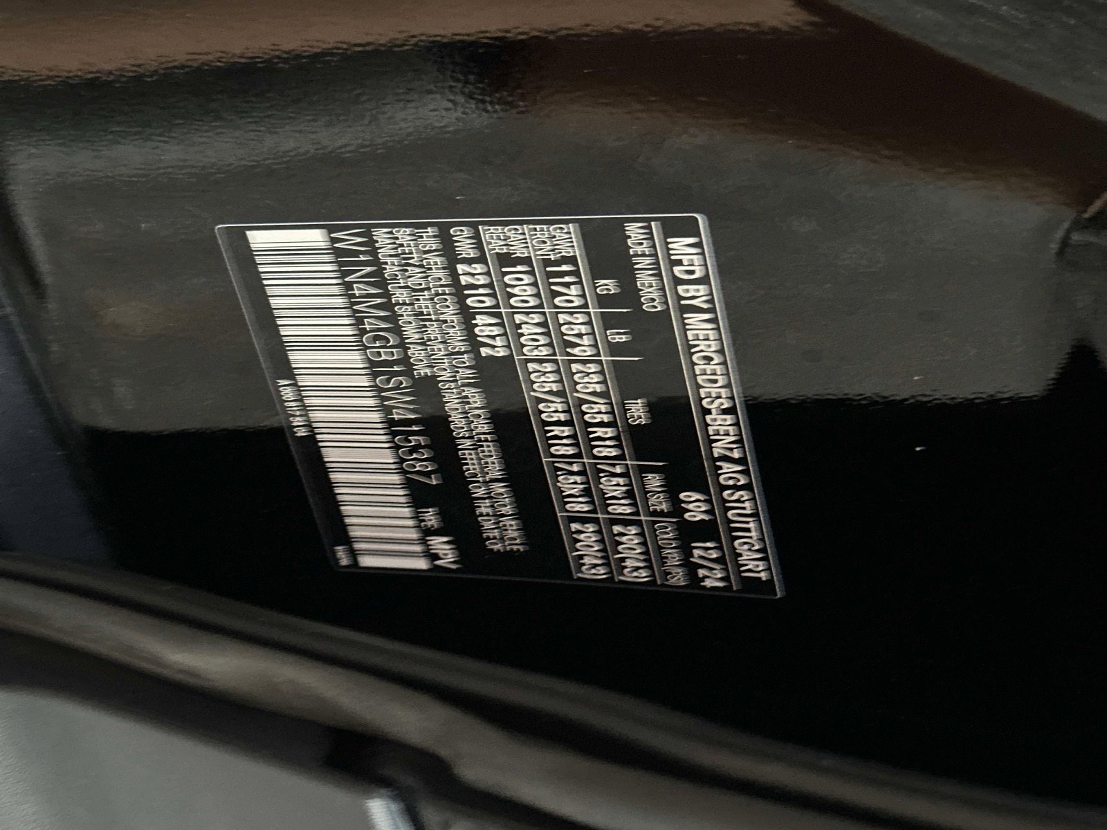 Certified 2025 Mercedes-Benz GLB 250 image 31