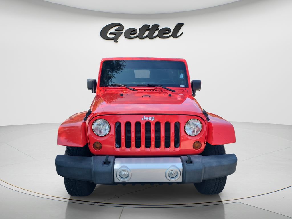 Used 2013 Jeep Wrangler Sahara w/ Mopar Chrome Edition Group AWD/4WD video 2