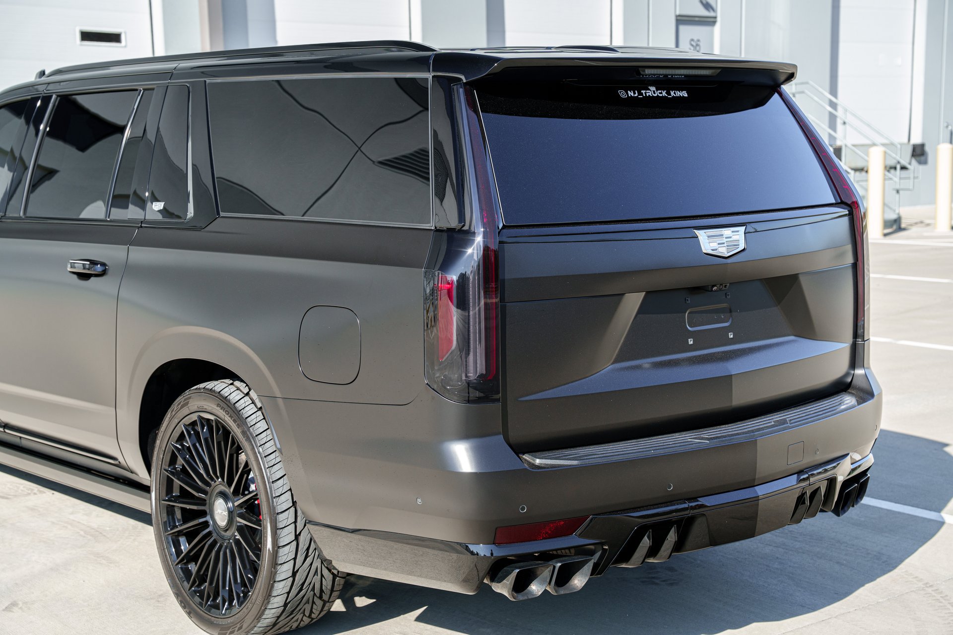 Used 2024 Cadillac Escalade ESV V w/ LPO, Floor Liner Package AWD/4WD image 19