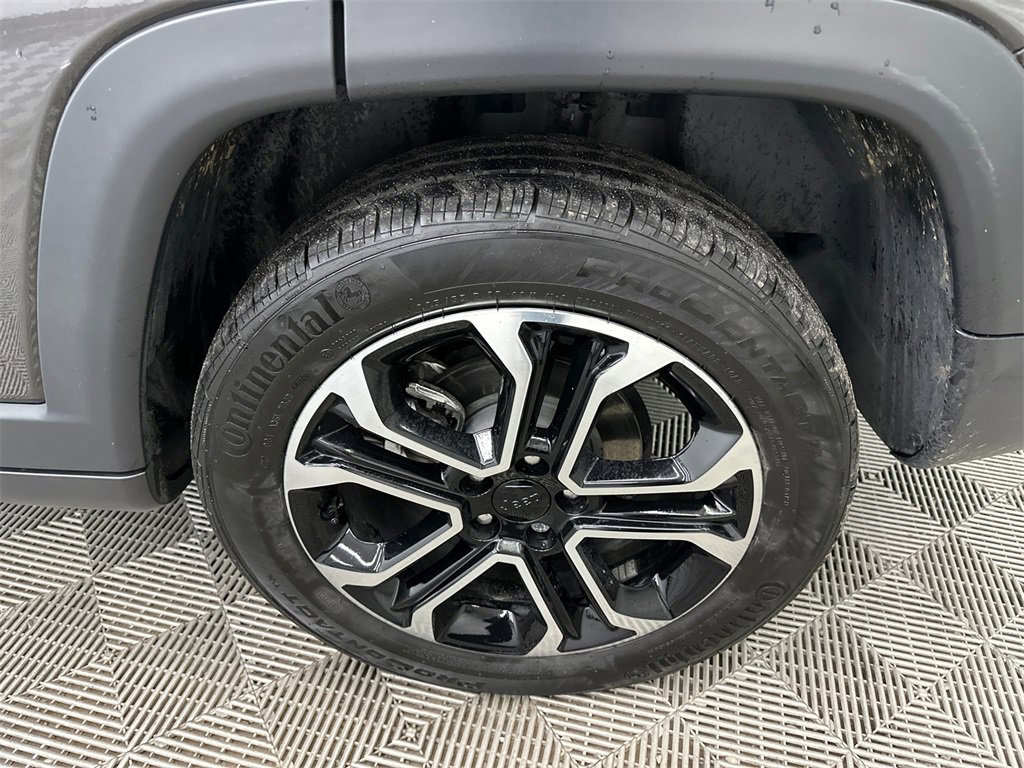 Used 2022 Jeep Compass Limited w/ Sun and Sound Group image 21