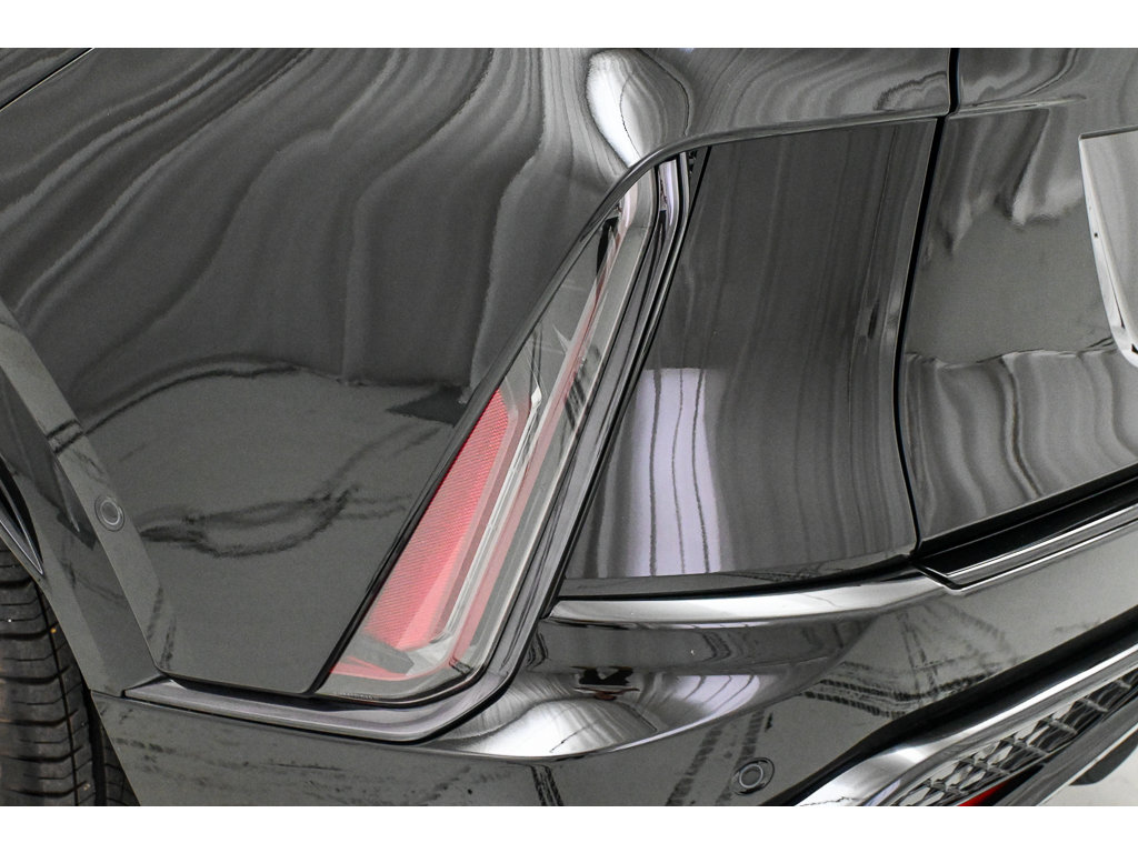 New 2026 Cadillac Lyriq V AWD/4WD image 11