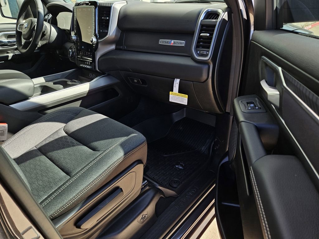 New 2026 RAM 1500 2WD Crew Cab image 6
