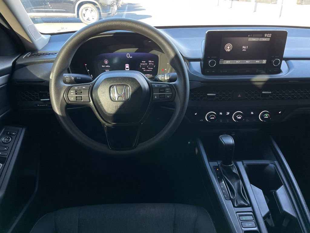 Certified 2025 Honda Accord SE image 11