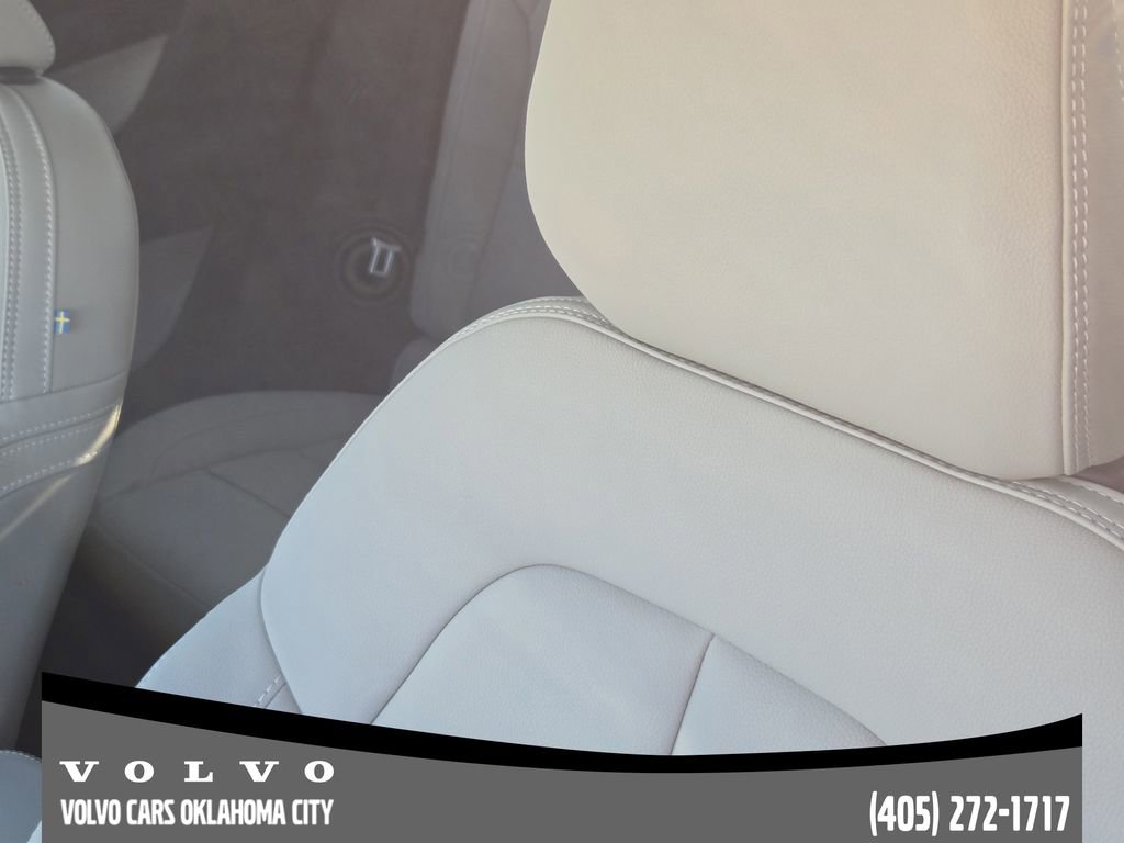 New 2026 Volvo XC40 B5 Plus w/ Protection Package Premier image 14