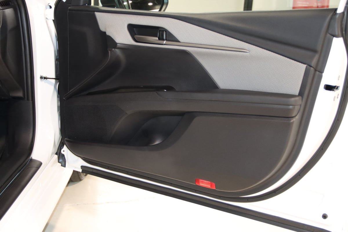 Used 2026 Toyota Camry SE FWD image 49