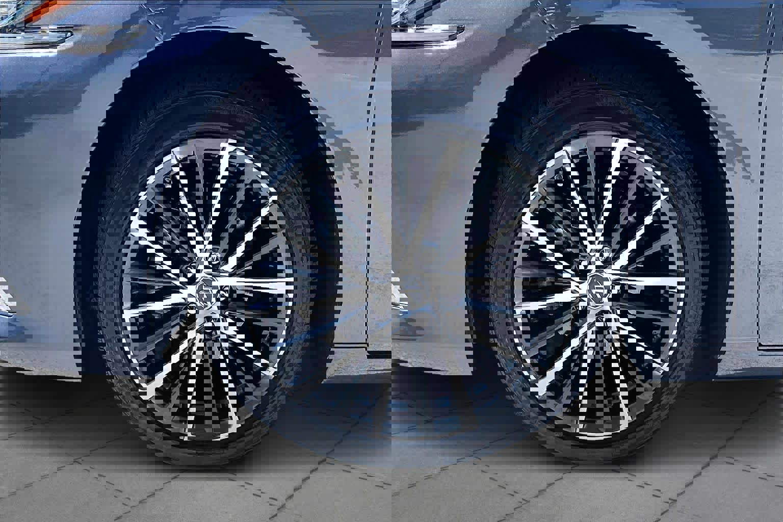 Used 2023 Lexus ES 350 w/ Premium Package image 10