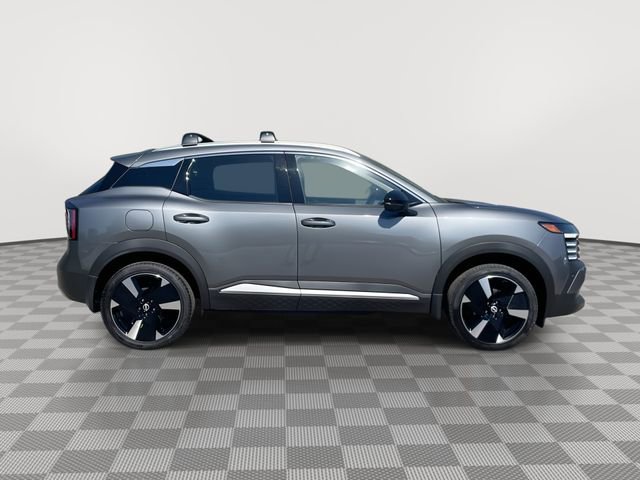 New 2026 Nissan Kicks SR w/ Cold Weather Package image 12