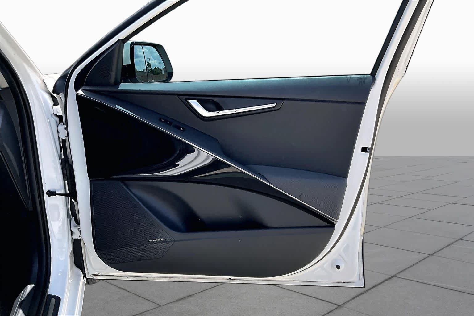 Certified 2023 Kia Niro Wave FWD image 20
