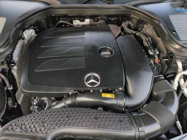 Used 2022 Mercedes-Benz GLC 300 4MATIC image 30