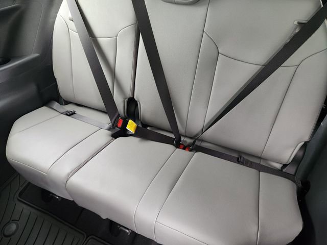 New 2026 Toyota Sienna XLE FWD image 26