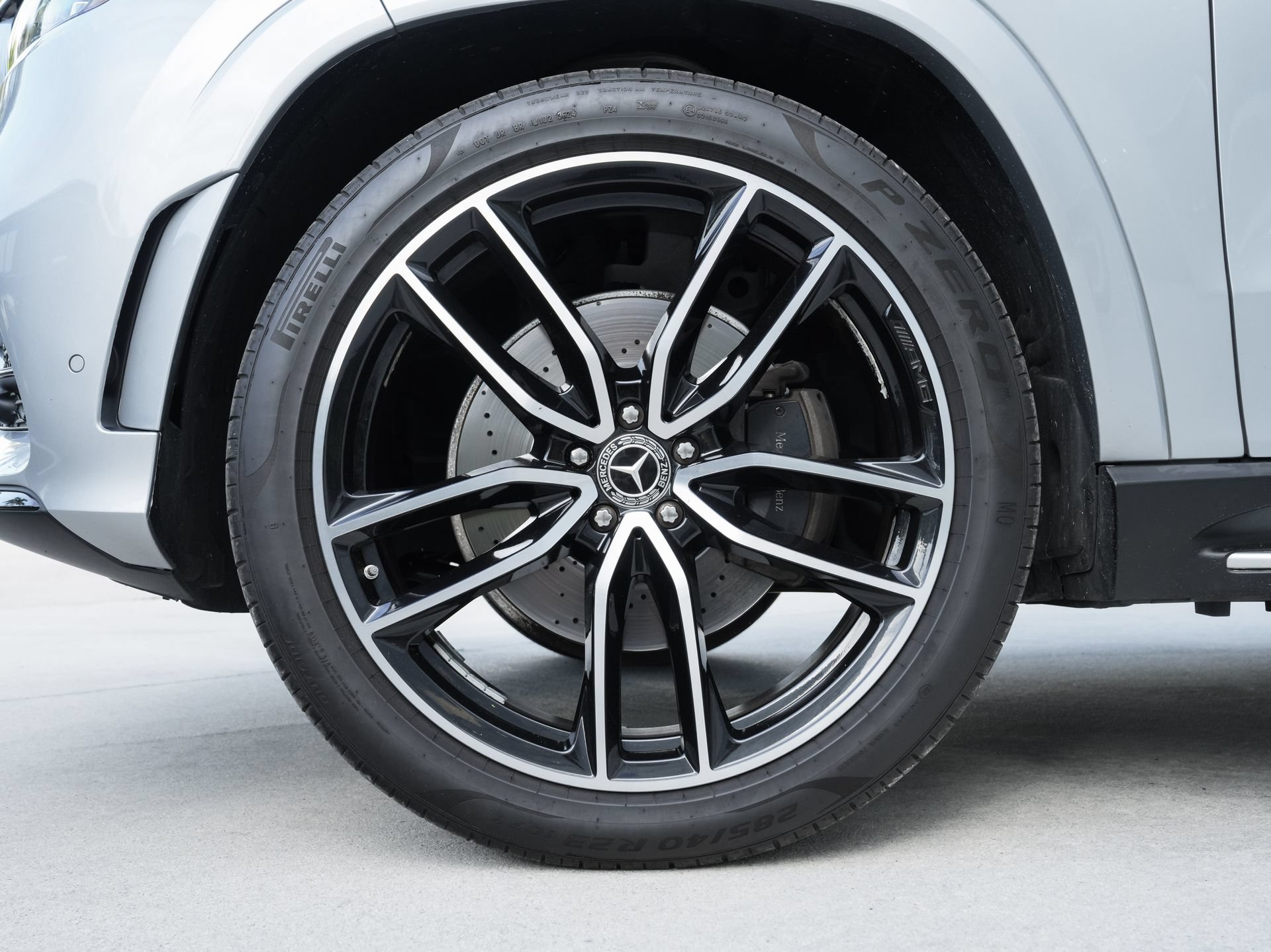 Used 2023 Mercedes-Benz GLS 450 4MATIC image 32
