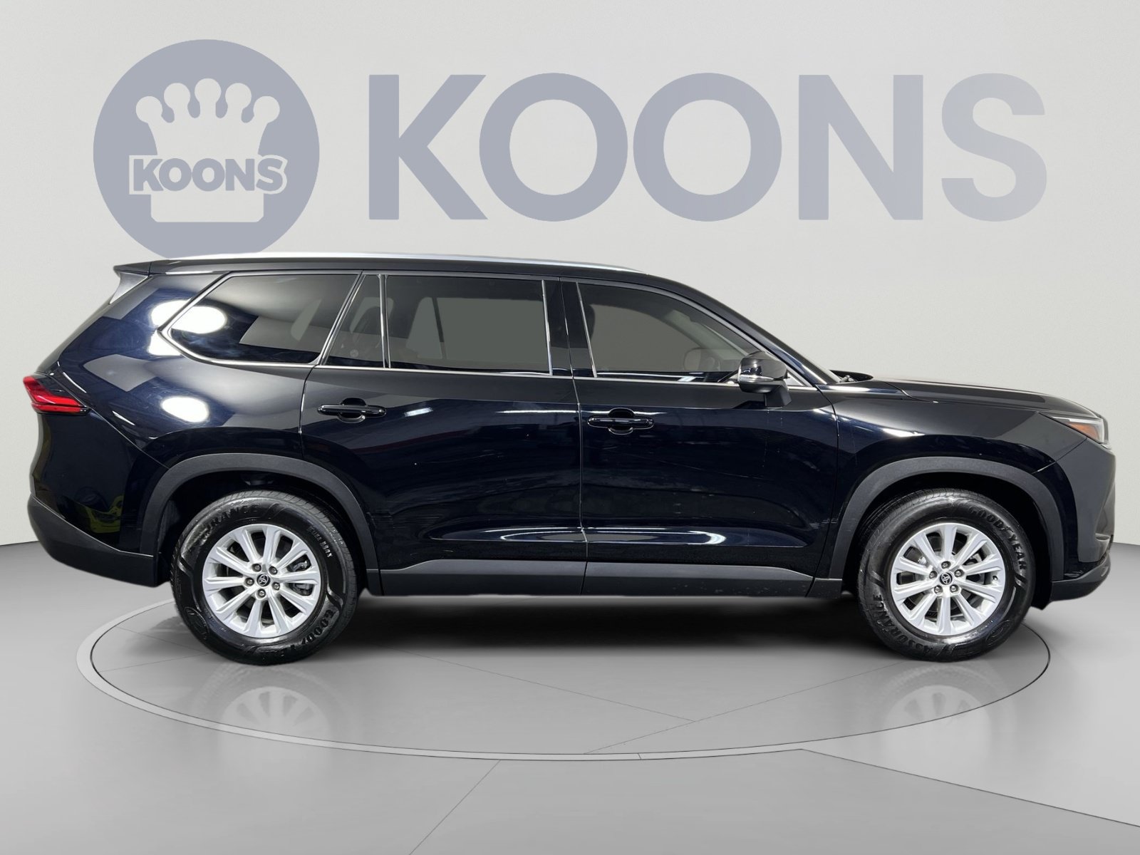 Used 2024 Toyota Grand Highlander AWD image 12