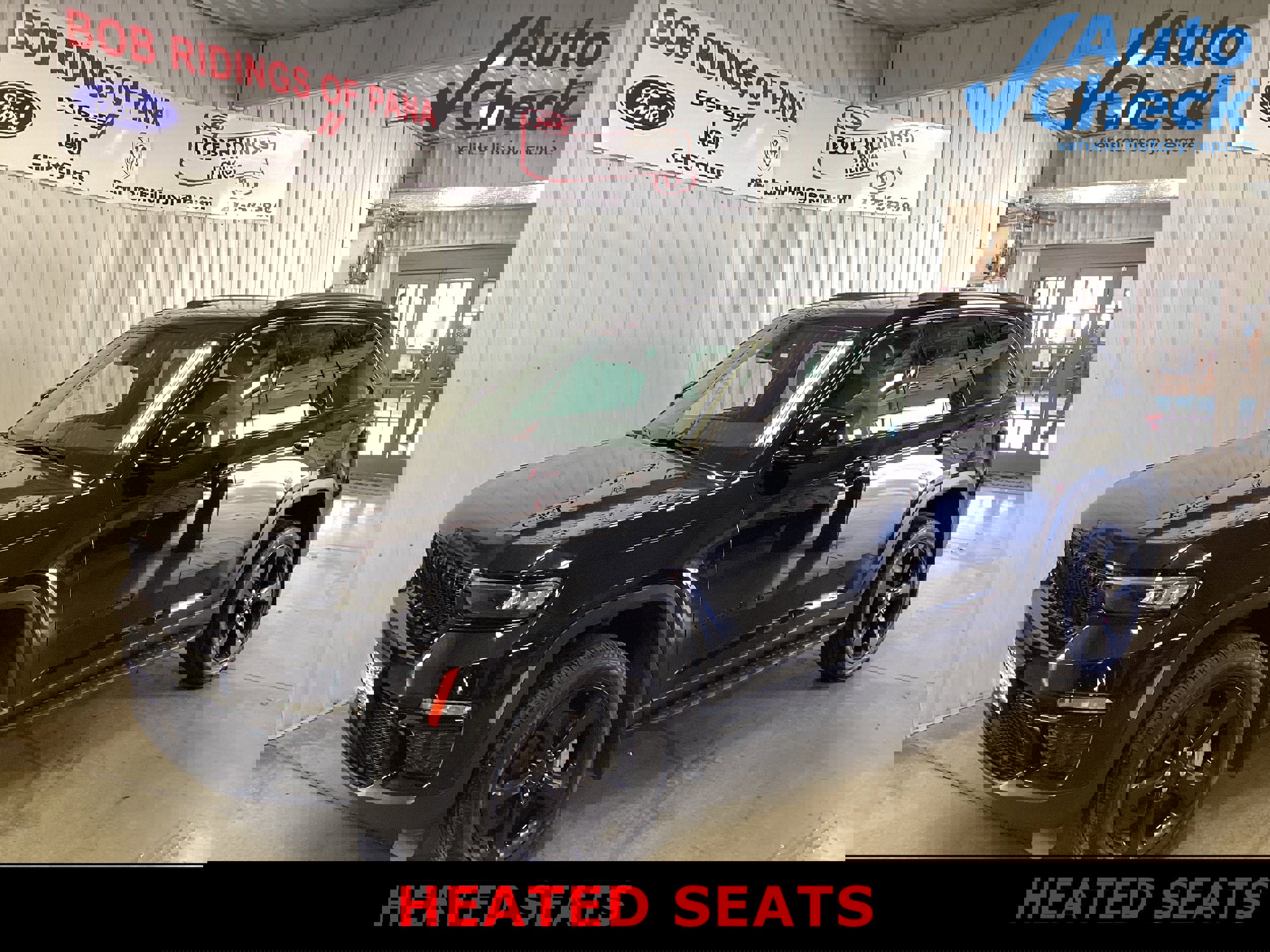 Used 2024 Jeep Grand Cherokee Limited w/ Luxury Tech Group II image 1