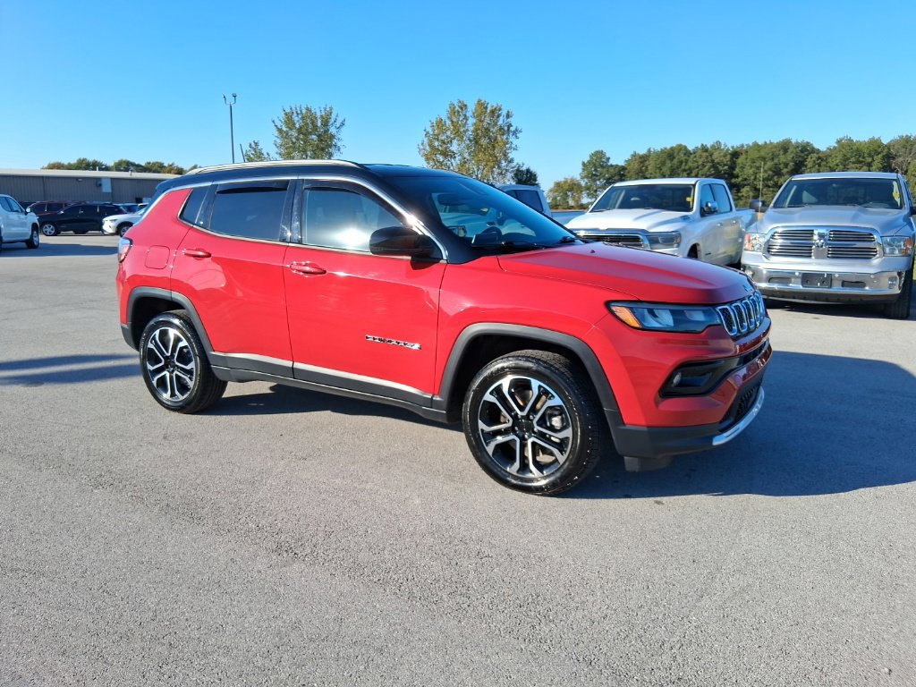 Used 2024 Jeep Compass Limited AWD/4WD image 6