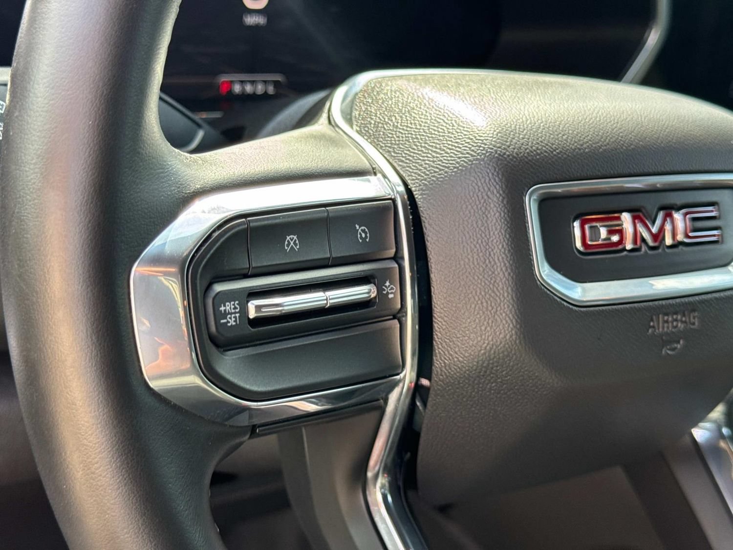Used 2024 GMC Canyon Elevation RWD image 32