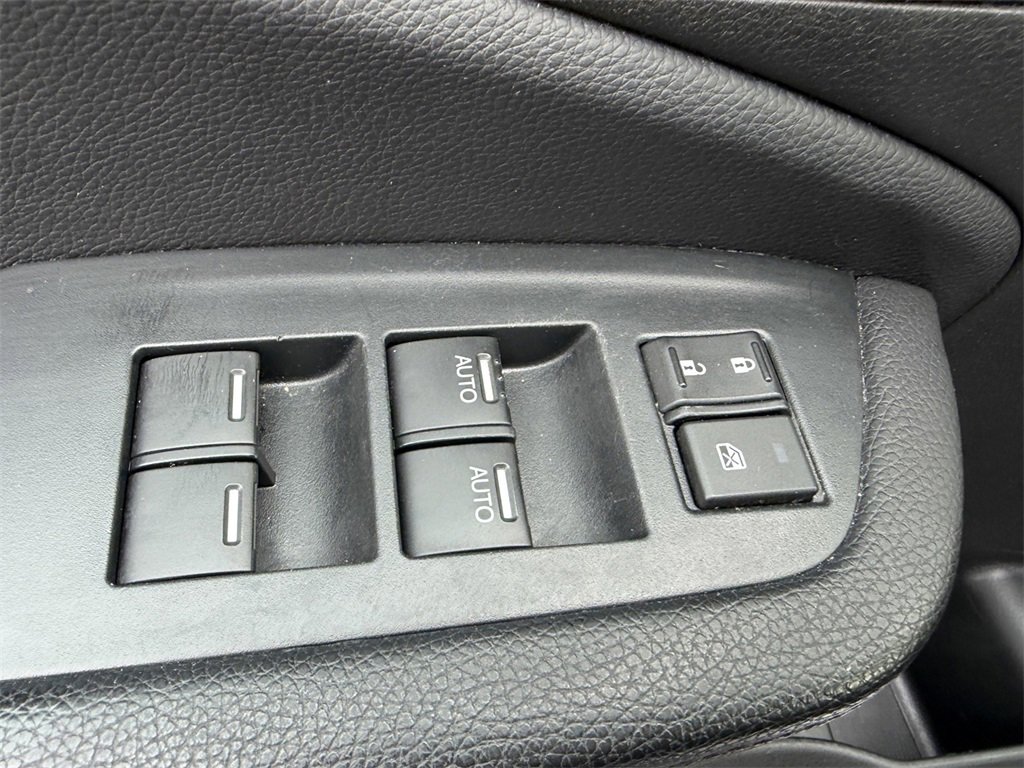 Used 2022 Honda Pilot Sport image 23