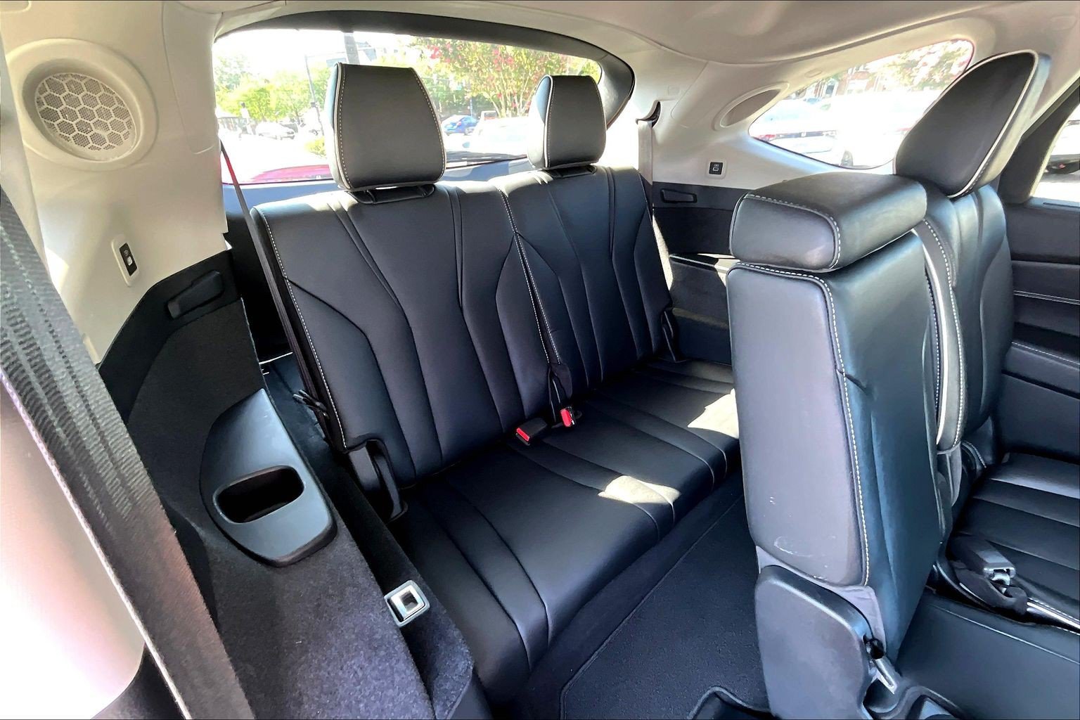 Used 2024 Acura MDX SH-AWD w/ Advance Package image 30